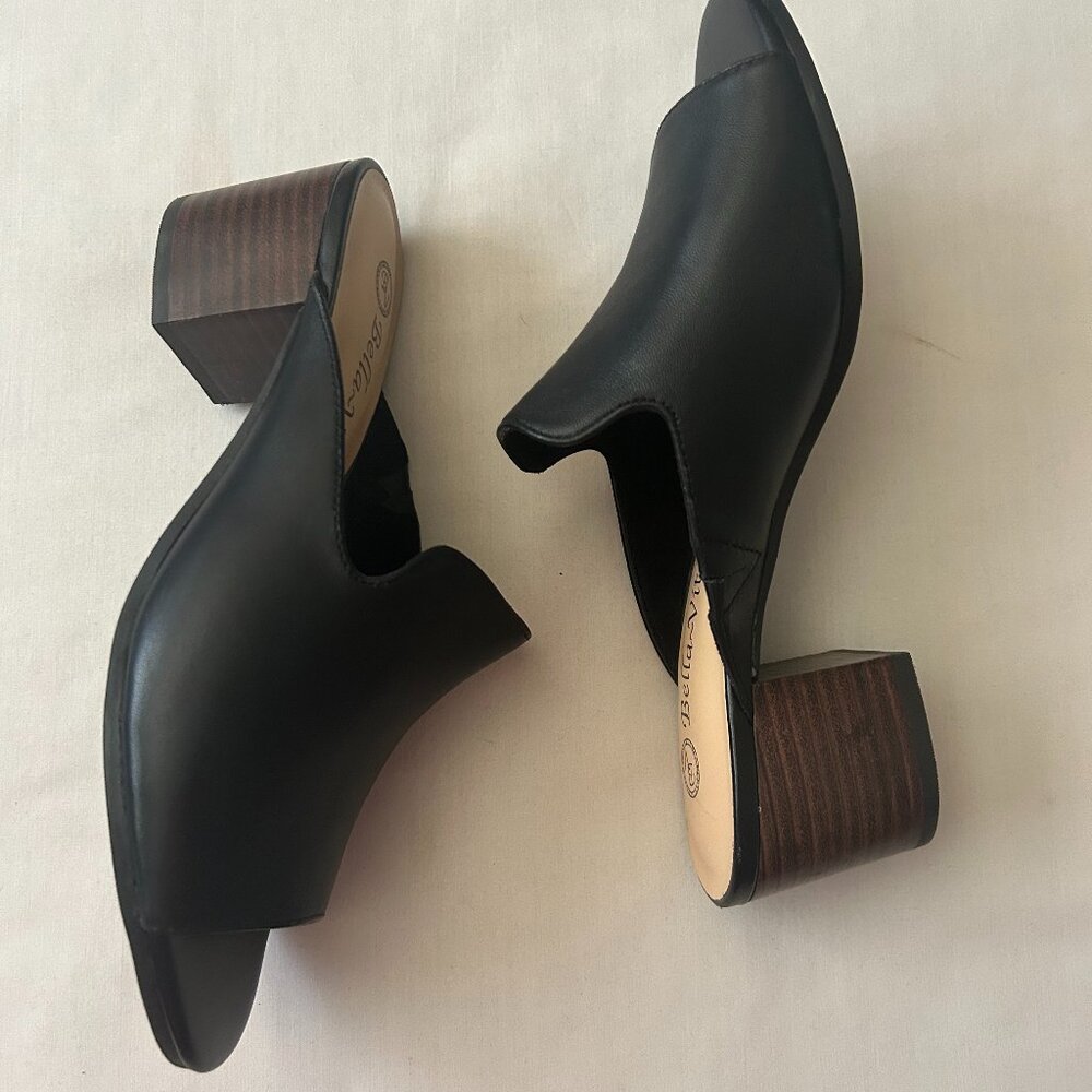 Bella Vita Black Leather Upper Slides 2 1/4" Stacked Heel Never Worn No Box 7M